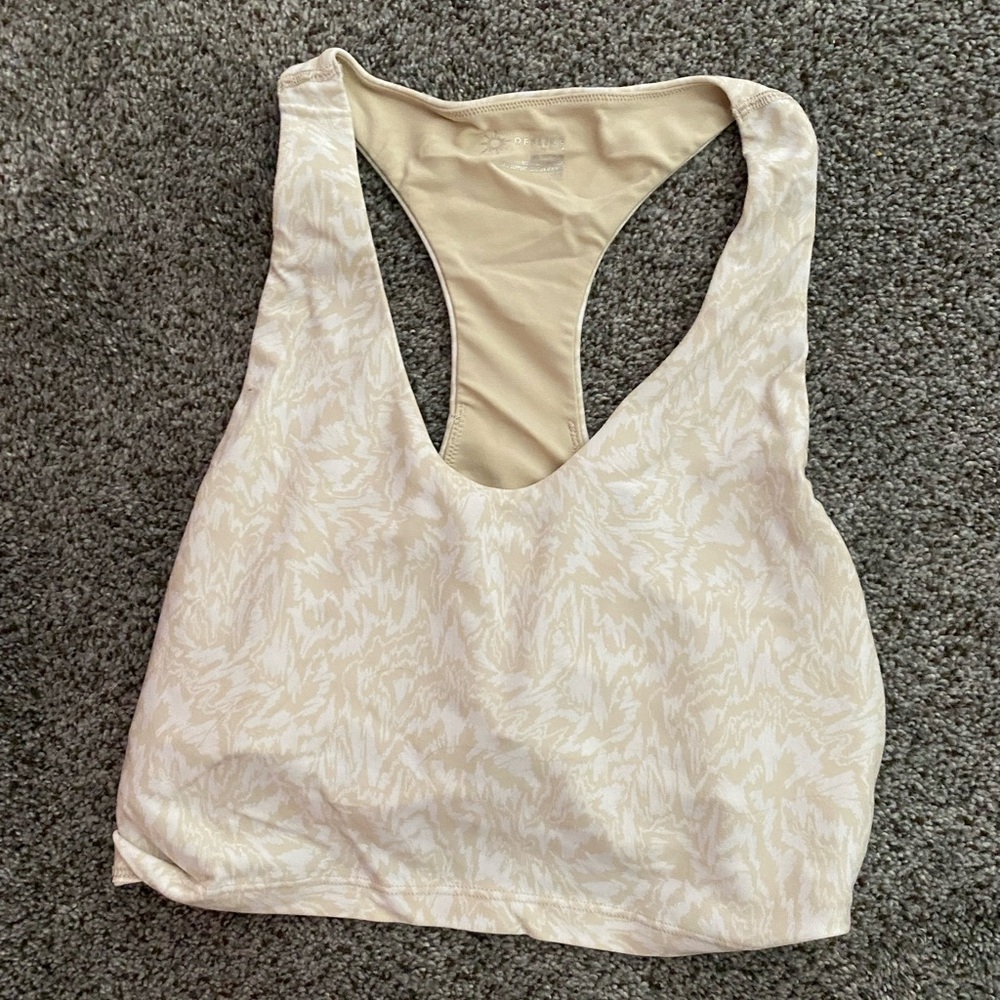 aerie cropped align